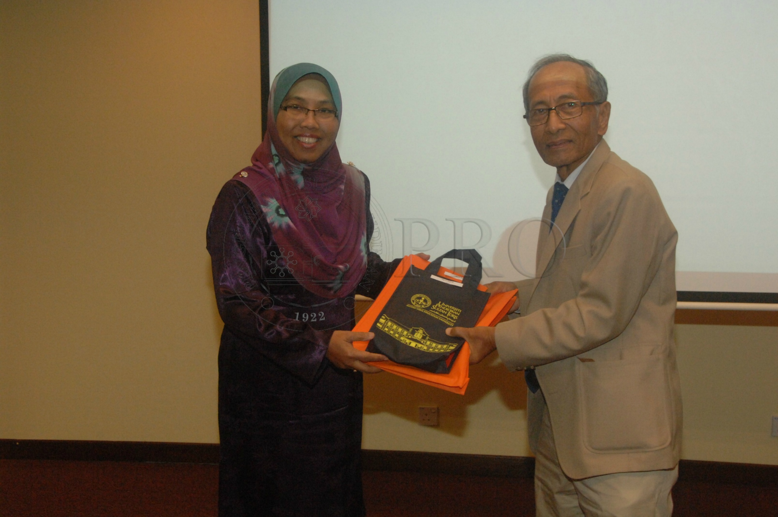 PRO 14 34 WACANA FBA 0149